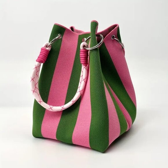 NWT - Vibrant Vintage-Inspired Bucket Tote (SKU #0481) - Picture 1 of 7